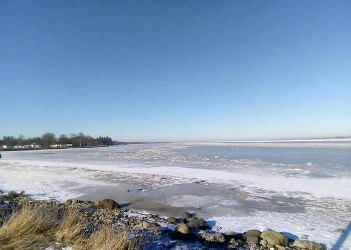 Дом отдыха 6 Person In *